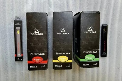 Buy One Get One Delta Bar D8 Disposable Vape